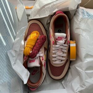 [UNISEX] NIKE FIELD GENERAL SP U